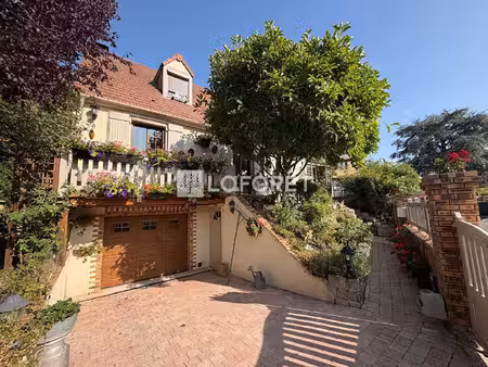 maison bellefontaine 6 pièce(s) 109.58 m2