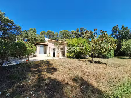 maison assas sur une parcelle de 1062 m2