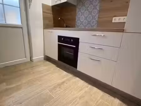location meublée appartement 1 pièce 20 m² à nice (06000)  1 150 €