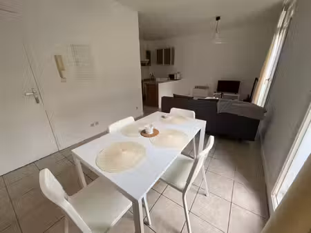 a louer - appartement t2 meublé 39m2 secteur la gare