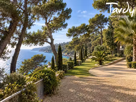 maison de luxe à vendre à saint-cyr-sur-mer