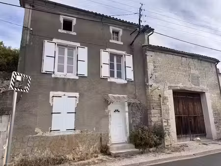 vente maison 3 pièces 61 m² à vouharte (16330)  48 500 €