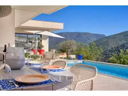 villa de luxe à vendre dans le quartier les salins l'aygade