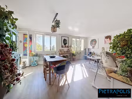 craponne centre – t3 71 m² – balcon  loggia et cave