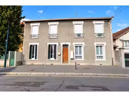 charmant t3 de 41 m² à les pavillons-sous-bois