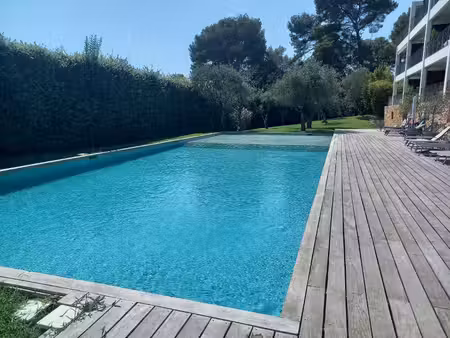antibes 2 p 44.25 terrasse 18m² piscine