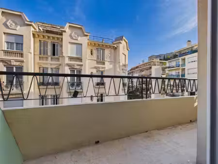 appartement 2 pieces meuble - 88 boulevard cessole - nice nord