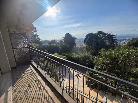 mont alban - t2 meublé vue dégagée