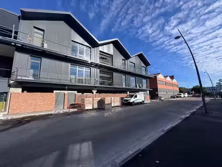 vente bureaux 51m² à 160m²