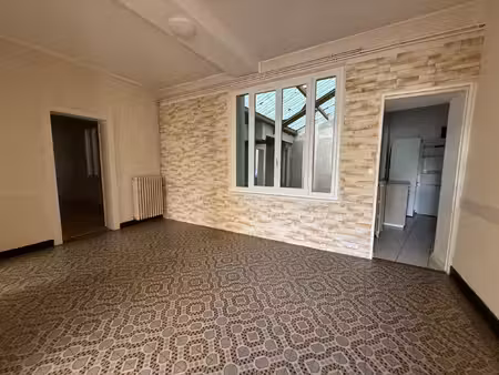 maison de ville de plain-pied - salbris