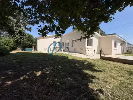 maison 7 pièces  5 chambres  au bord de l'erdre sur sucé sur