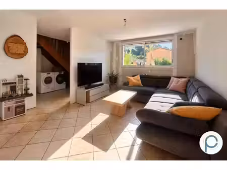 maison t5 | 4 chambres | jardin et terrasses | village de signes