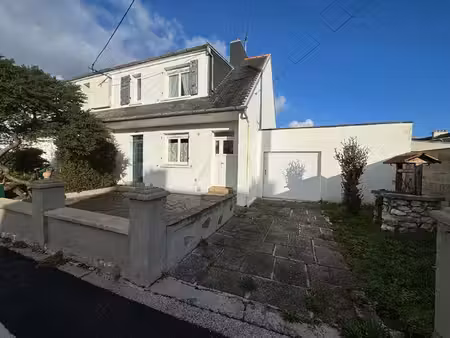 a vendre - maison landivisiau 5 pièces 72 m2
