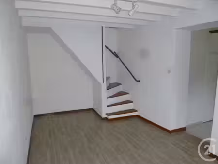 appartement f2 à louer - 2 pièces - 34 61 m2 - vitry aux loges - 45 - centre