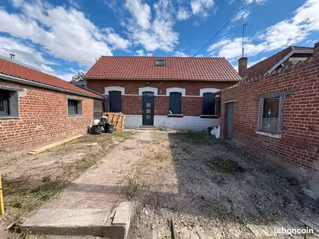 maison de plain-pied entièrement rénovée à louer – roisel (80240)