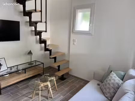 t2 duplex à louer meublé