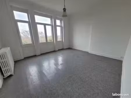 studio à roubaix 474 euros cc