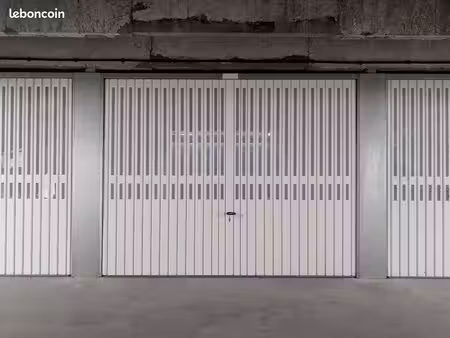 garage fermé neuf en sous-sol sécurisé