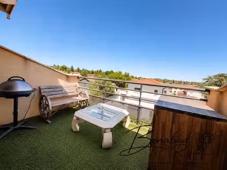 craponne 3 pièces avec balcon et parking (69)