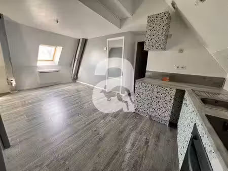 ensemble de 3 appartements