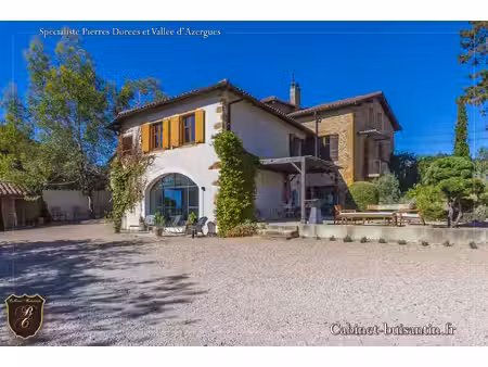 propriété d'exception  charme et vue panoramique