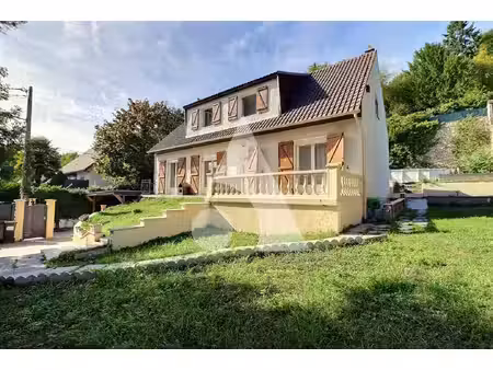 maison familiale avec 6 chambres et jardin à pontoise