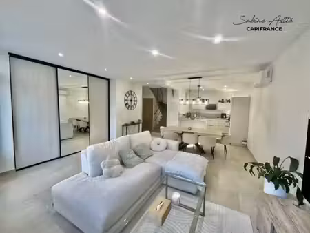 châtillon - maison de village entièrement rénovée de 128 79 m² - 3 chambres - dpe a