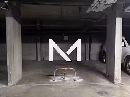 location parking 3 m² à grenoble (38000)  50 €