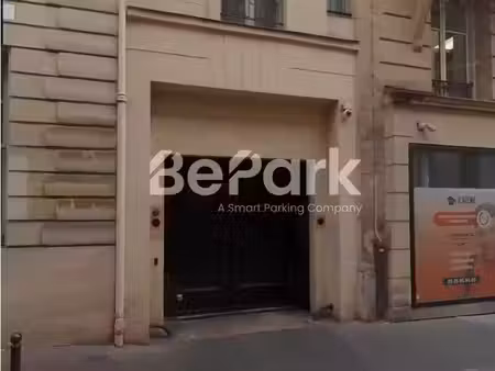 location parking à paris 9ème (75009)  209 €