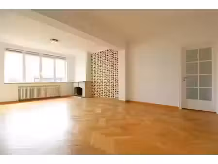 appartement à louer à avenue brugmann 61 saint-gilles (vbe77197)