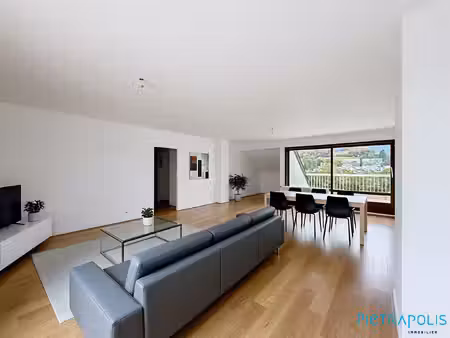 appartement t2 d'envion 82m² dernier étage
