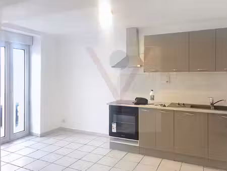appartement t3 de 68m²- centre ville pont d'ain - 675€