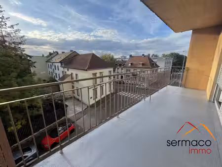 appartement de type f1 avec balcon