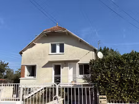 a saisir proche centre et leclerc maison sur sous-sol de 188