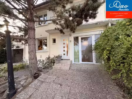 maison 3 chambres + jardin 400 m2 sans vis-à-vis + 2 garages