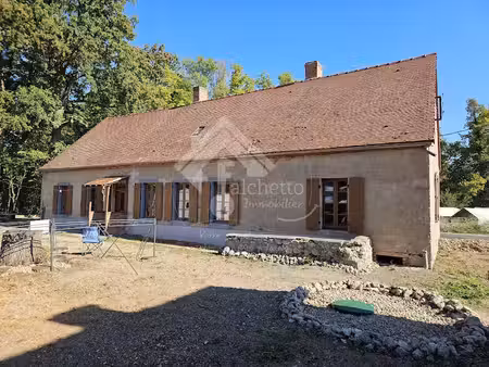 vente maison 5 pièces 125 m² à montaigu-le-blin (03150)  199 000 €