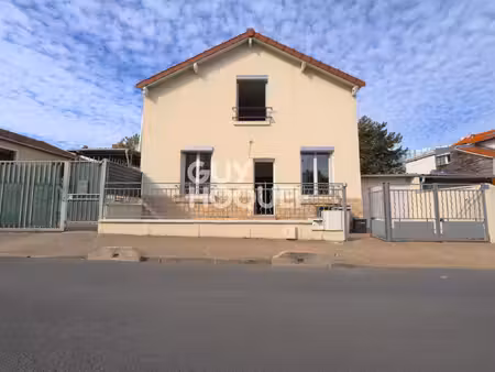 maison romainville