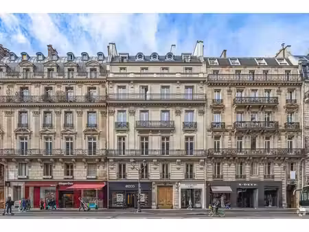location bureaux 111m²