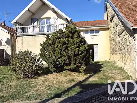 maison de village à avrigney-virey (70150)