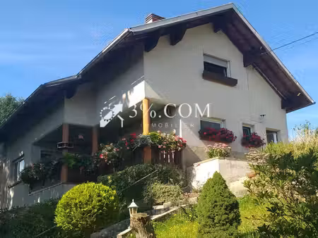 maison avec grand terrain et dépendances