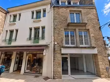 vente immeuble à auray (56400) : à vendre / 373m² auray