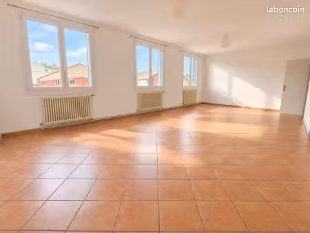 appartement 6 pièces 144 m²