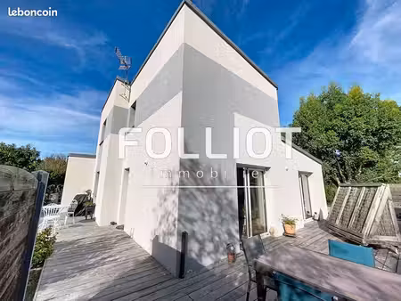 pavillon 4 pièces 106 m²