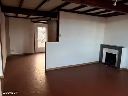 location p3 60m2