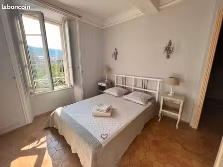 t3 de 56m2 loué meublé