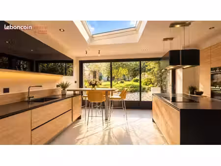 maison 4 pièces 150 m²