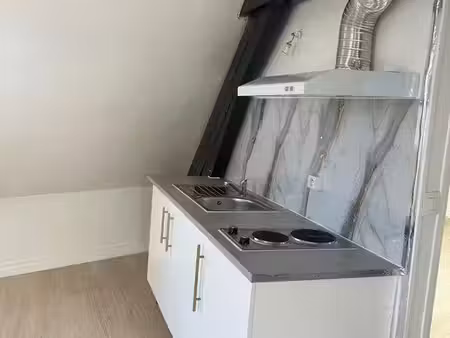 location appartement t2  à 2min à pied de la gare