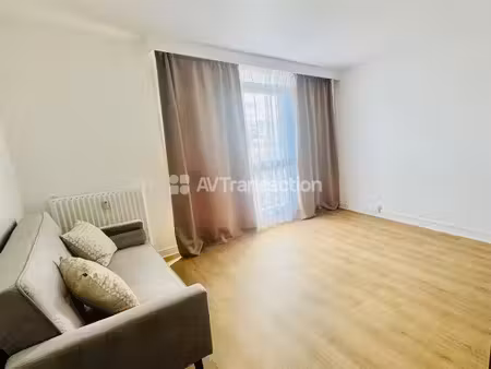 agréable appartement rénové  résidence calme et recherchée