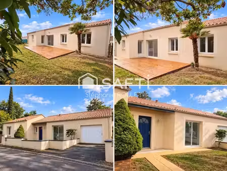 location maison 4 pièces 111 m² à la roche-sur-yon (85000)  1 050 €
