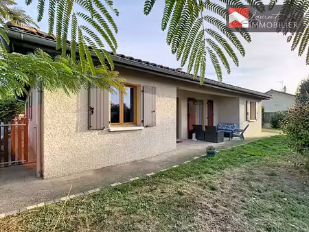 villa de plain pied  5 chambres  garage - 01380 bage le chatel